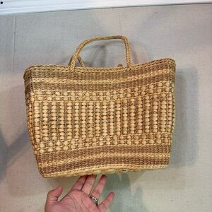 Vintage Woven Straw Market Tote Bag Boho Cottagecore Beach Basket